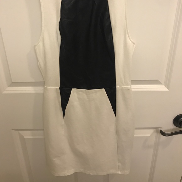 Cream cutout dress with faux leather paneling - Picture 5 of 5